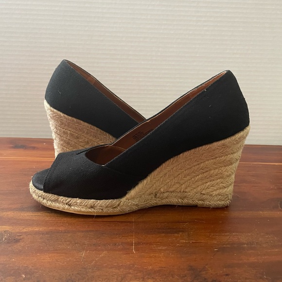 Peep-Toe Espadrille Platform Wedge Sandals Black Canvas & Jute | Sonoma Footwear - Picture 8 of 16